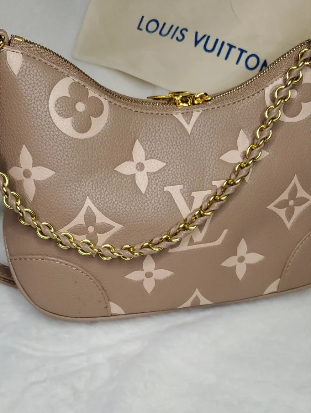 💠LV 💠Taupe Monogram Shoulder Bag with Gold Chain